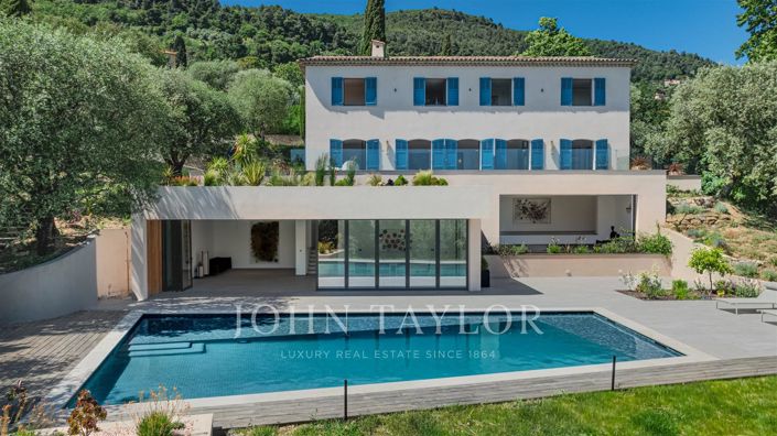 Image No.26-5 Bed House for sale