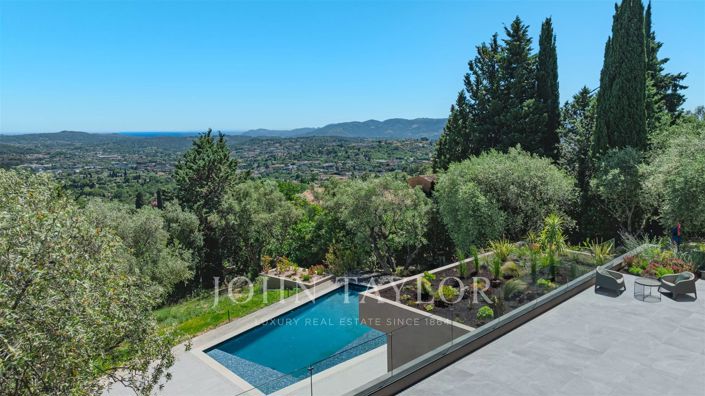 Image No.4-5 Bed House for sale