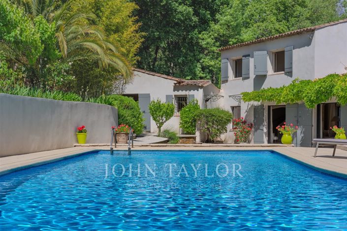 Image No.3-5 Bed House for sale