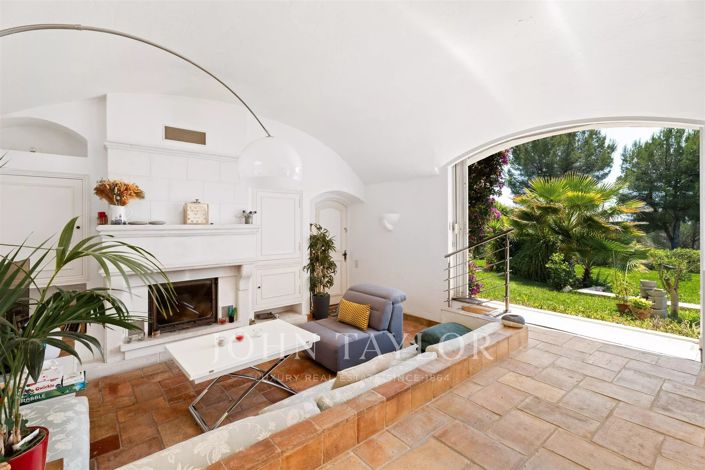 Image No.6-6 Bed House for sale