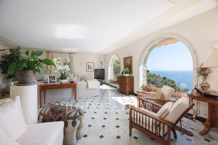 Image No.9-7 Bed House for sale