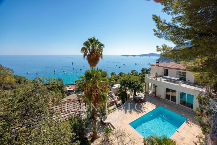 Image No.4-6 Bed House for sale