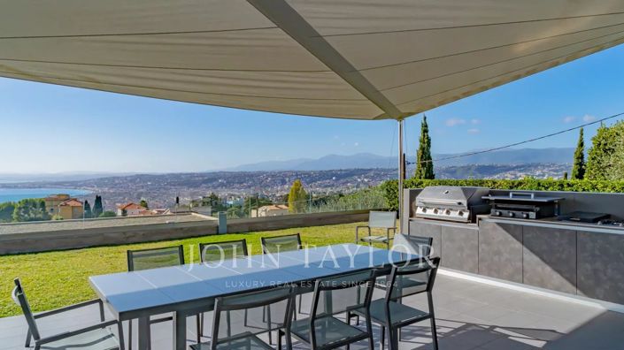 Image No.6-4 Bed House for sale