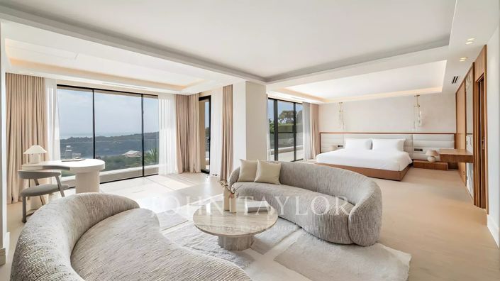 Image No.9-7 Bed House for sale