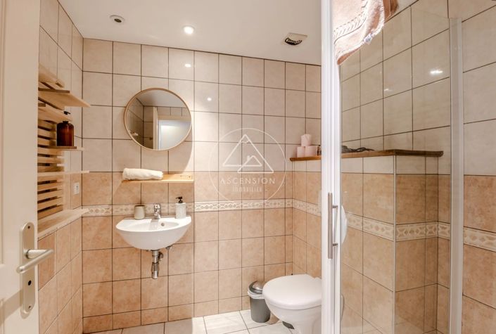 Image No.19-3 Bed Apartment for sale