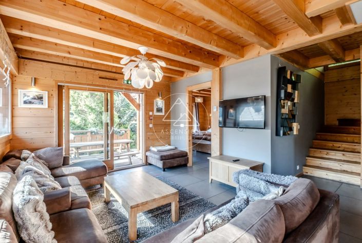 Image No.15-7 Bed House for sale