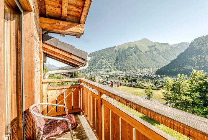 Image No.16-7 Bed House for sale