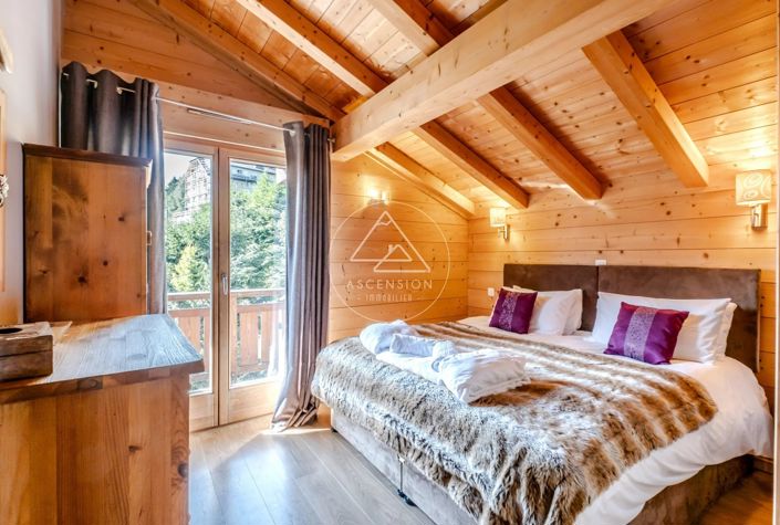 Image No.17-7 Bed House for sale