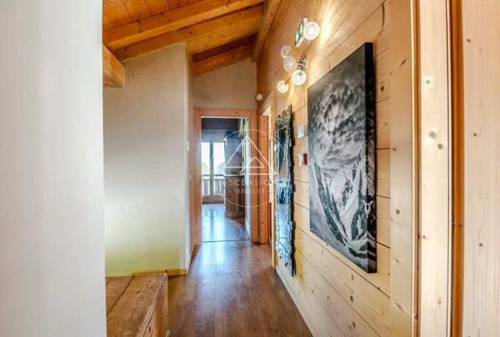 Image No.19-7 Bed House for sale