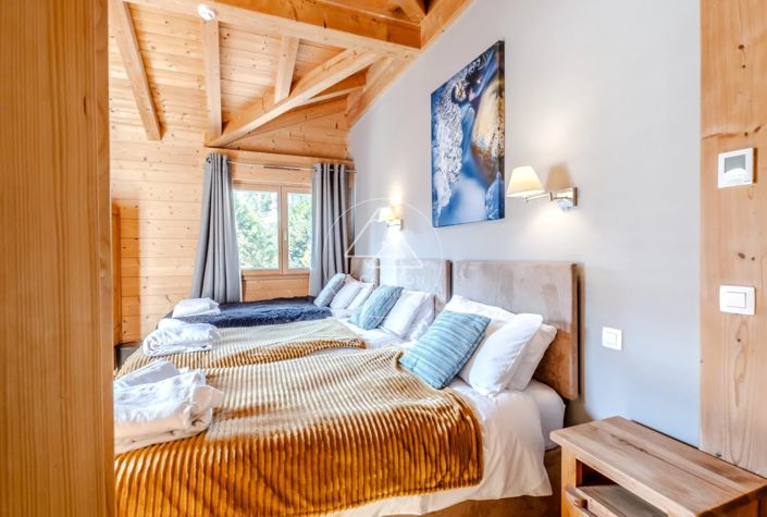 Image No.20-7 Bed House for sale