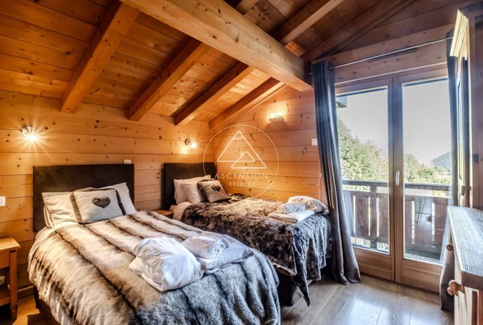 Image No.30-7 Bed House for sale