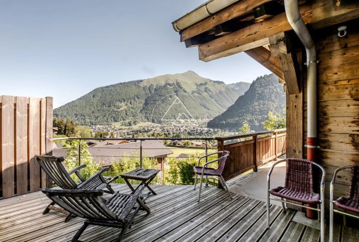 Image No.4-7 Bed House for sale