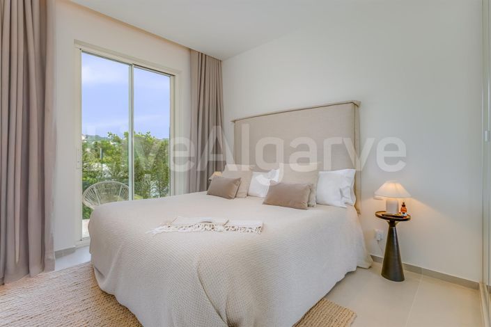 Image No.23-3 Bed House for sale