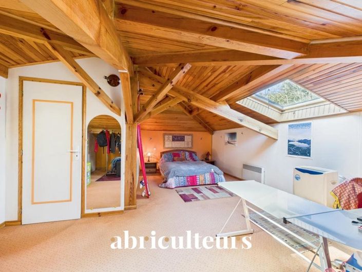 Image No.12-3 Bed House for sale