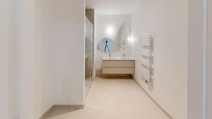 Image No.22-4 Bed Apartment for sale