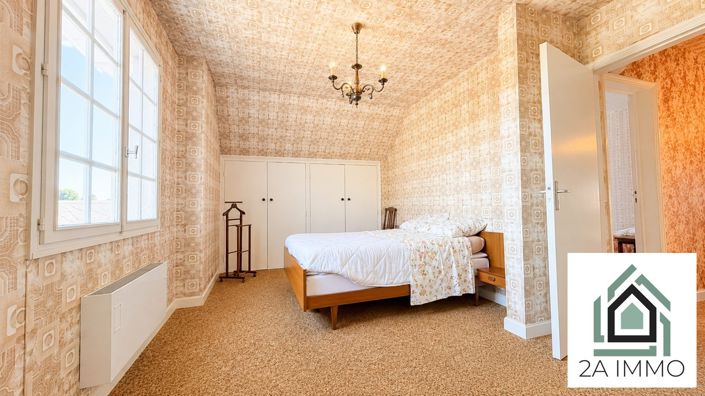 Image No.15-4 Bed House for sale