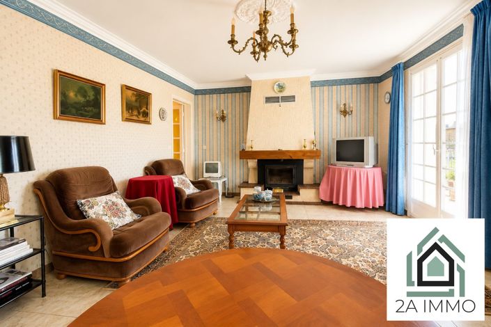 Image No.3-4 Bed House for sale