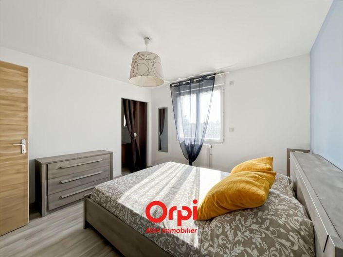 Image No.20-3 Bed House for sale