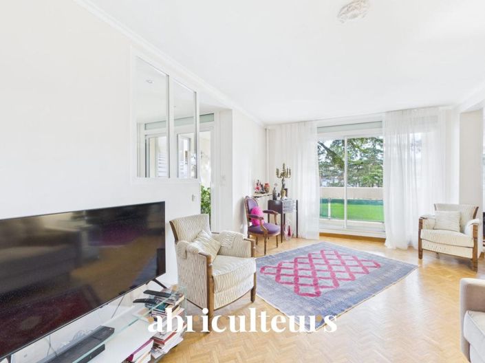 Image No.3-3 Bed Apartment for sale
