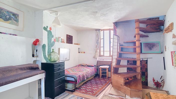 Image No.4-2 Bed House for sale