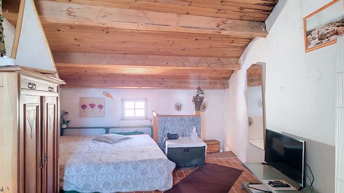 Image No.7-2 Bed House for sale
