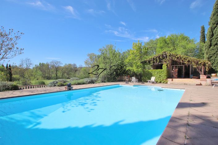 Image No.18-5 Bed Property for sale
