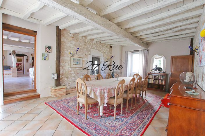 Image No.23-5 Bed Property for sale