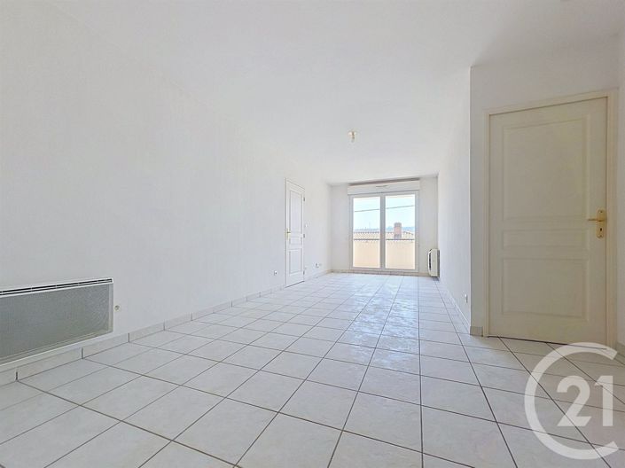 Image No.4-Appartement de 1 chambre à vendre à Le Luc