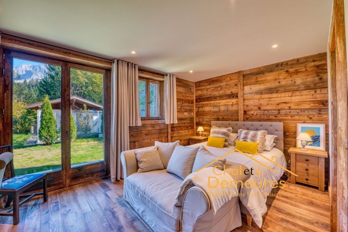 Image No.24-5 Bed House for sale