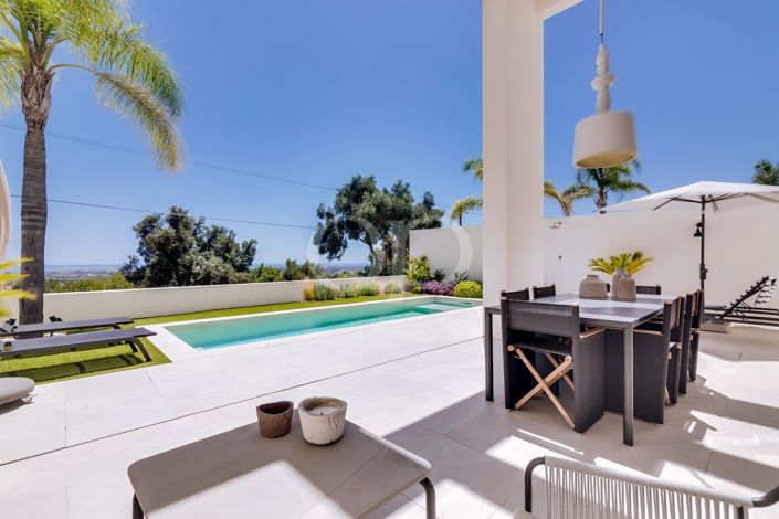 Image No.16-4 Bed House for sale