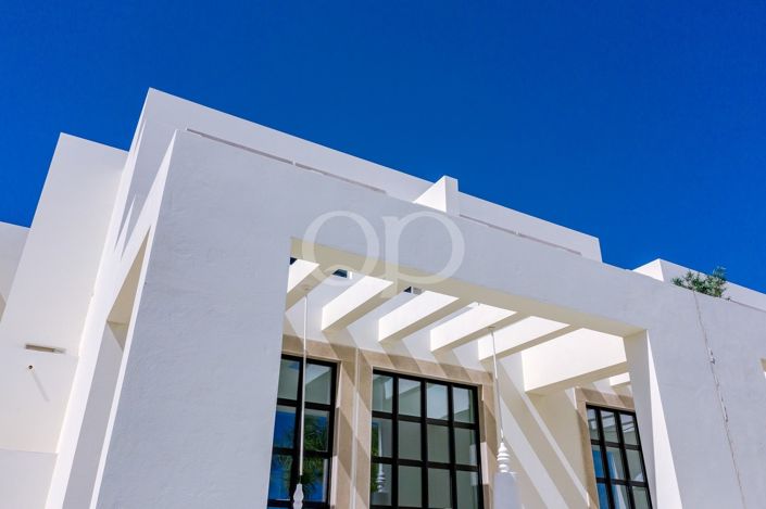 Image No.38-4 Bed House for sale