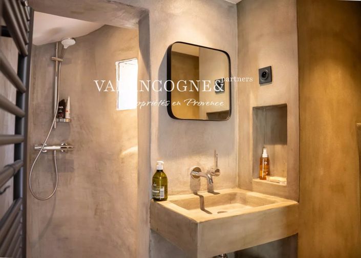 Image No.11-3 Bed House for sale