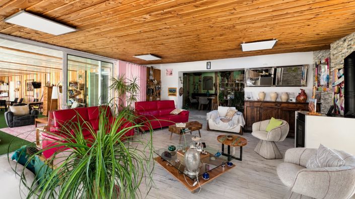 Image No.5-5 Bed House for sale
