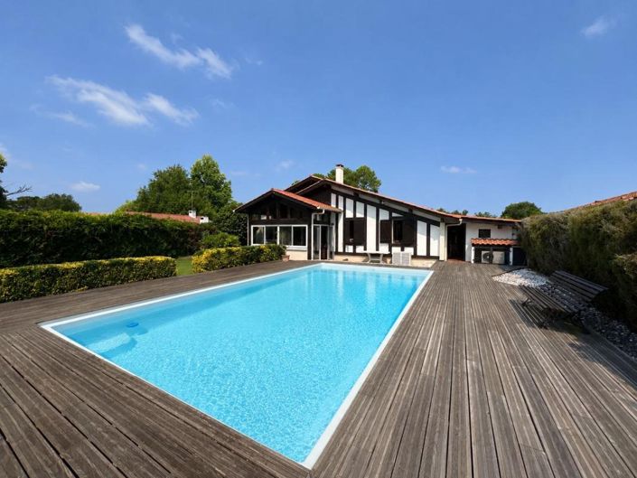 Image No.13-4 Bed House for sale