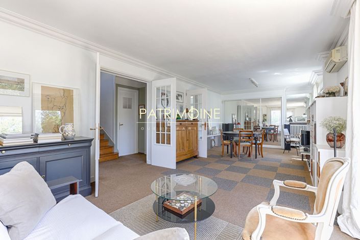 Image No.9-3 Bed House for sale