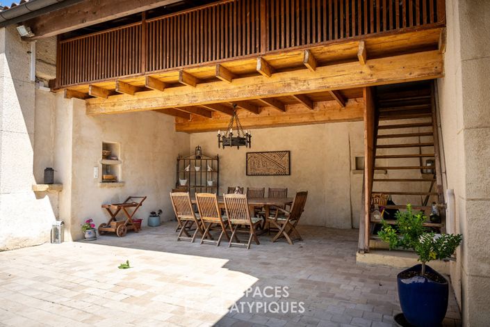 Image No.4-6 Bed House for sale