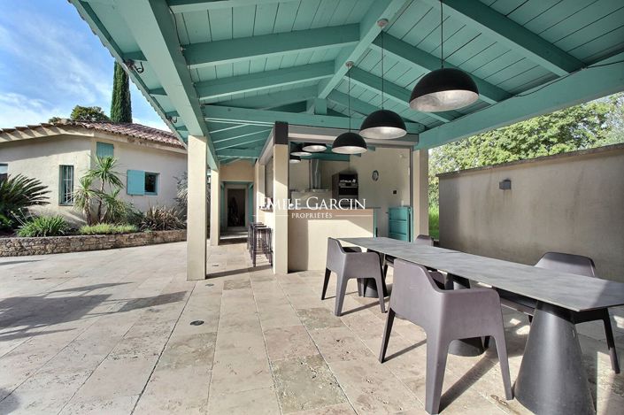 Image No.4-6 Bed House for sale