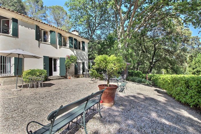 Image No.3-5 Bed House for sale