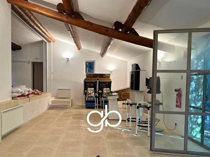 Image No.20-4 Bed House for sale