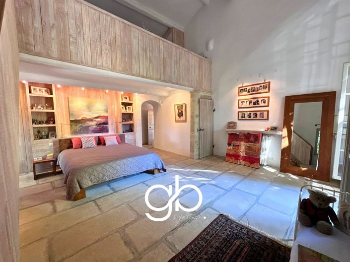 Image No.22-4 Bed House for sale