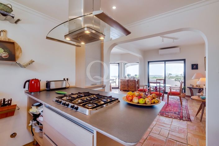 Image No.42-3 Bed House for sale