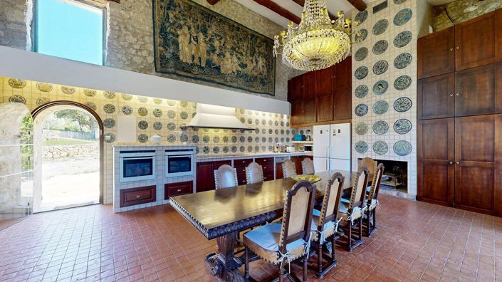 Image No.9-7 Bed House for sale
