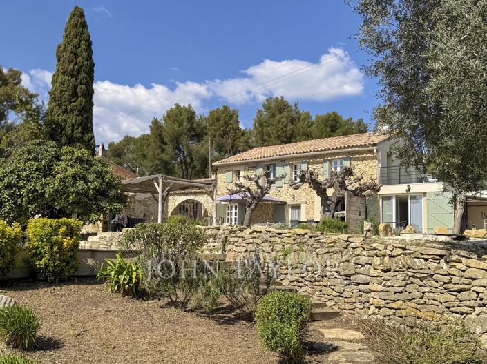 Image No.2-4 Bed House for sale