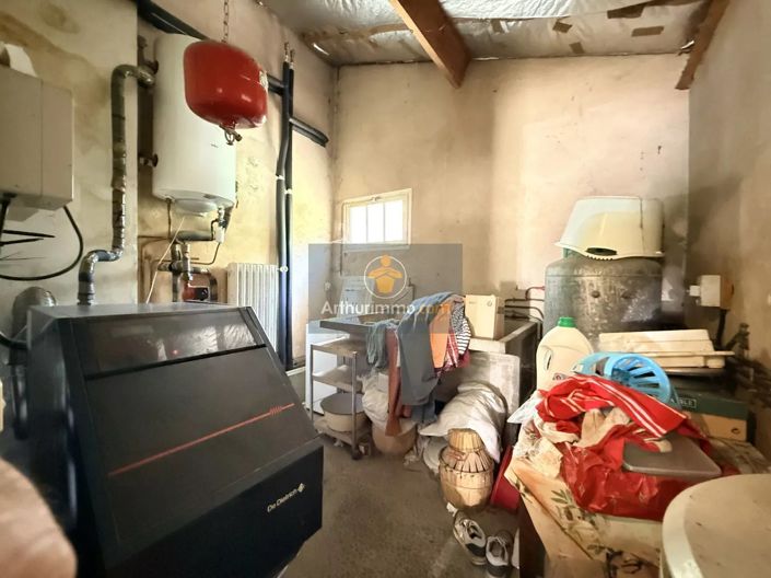 Image No.19-3 Bed House for sale