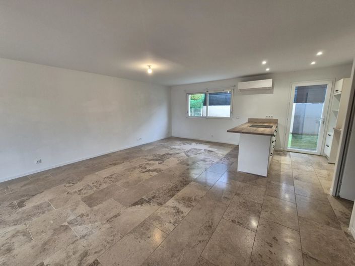 Image No.11-4 Bed House for sale