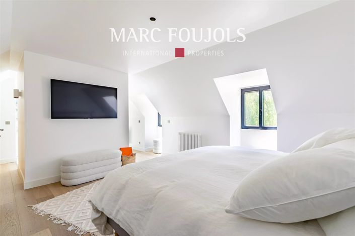 Image No.15-4 Bed House for sale