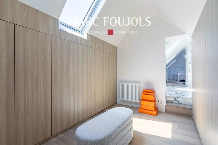Image No.18-4 Bed House for sale