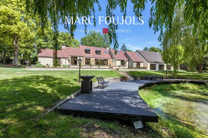 Image No.2-4 Bed House for sale
