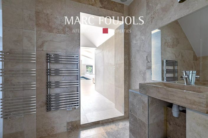Image No.21-4 Bed House for sale