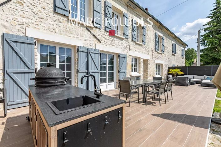 Image No.2-4 Bed House for sale